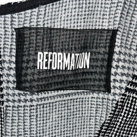 REFOMRATION Black White Houndstooth Short Sleeve V Neck Mini Dress Size 2/XS - Picture 6 of 6